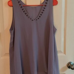 NWT Spense lavender sleeveless top